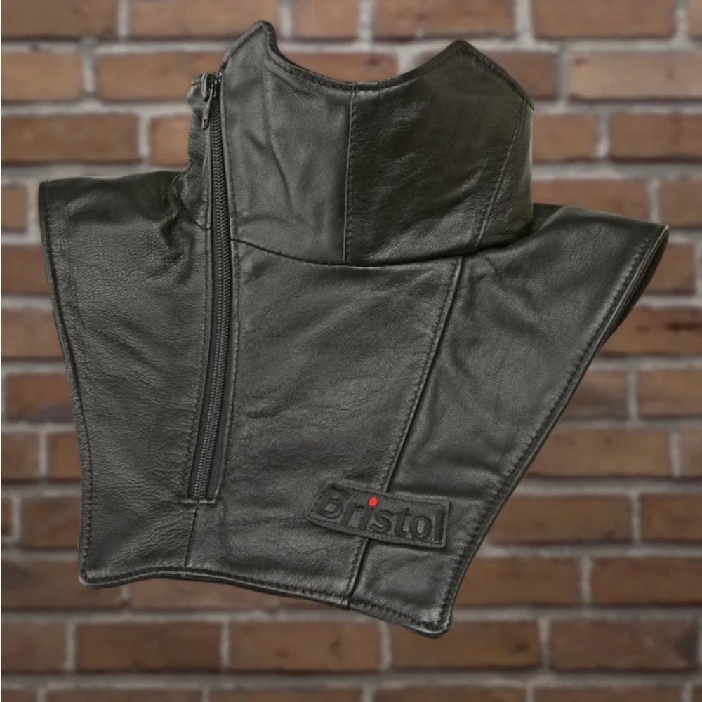BRISTOL men’s black leather motorcycle neck protector dickey - size small